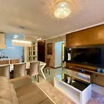 Apartamento Luxo com 2 Dormitórios